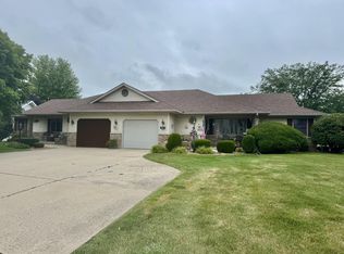 2510 & 2512 Pulaski St, Peru, IL 61354