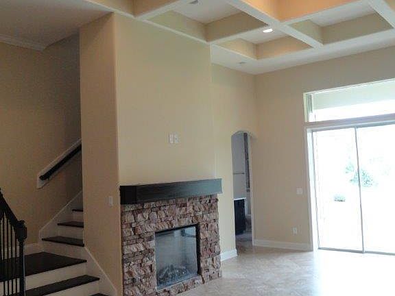 2nd image of 3292 Shinnecock Ln