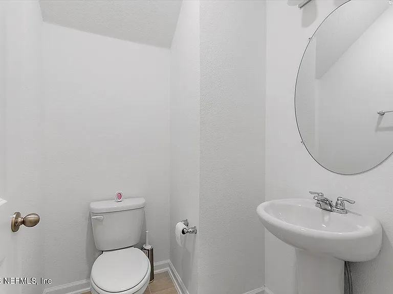 14220 Epply Dr — Photo 20