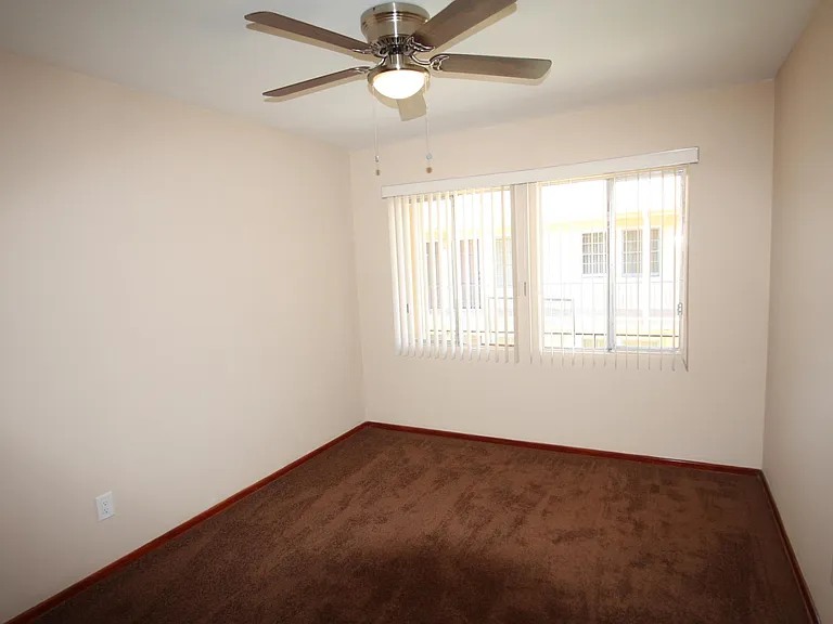 5919 Crenshaw Blvd #19 — Photo 14