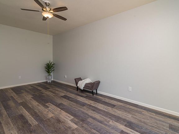5th image of 10052 W Lancaster Dr