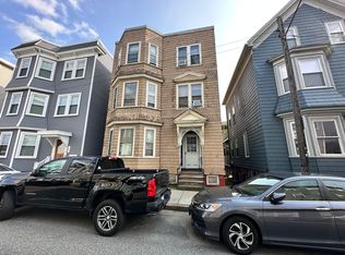 18 Washburn St #3, Boston, MA 02125