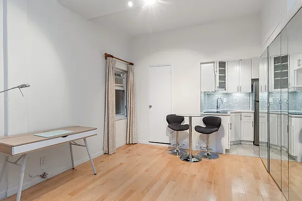 Rented by Corcoran | media 2