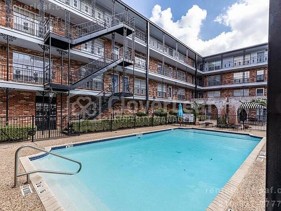 4th image of 8401 N New Braunfels Ave #111