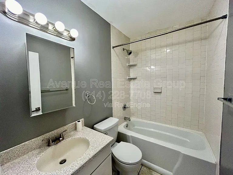 5804 Pershing Ave — Photo 18
