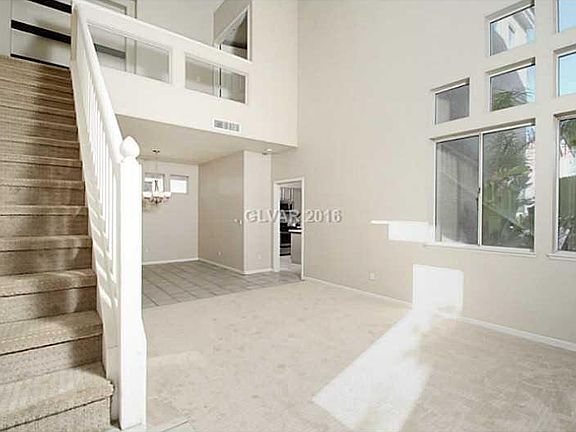 3rd image of 2200 Juniper Berry Dr