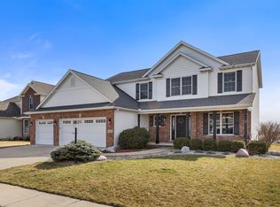 1011 Declaration Dr, Savoy, IL 61874