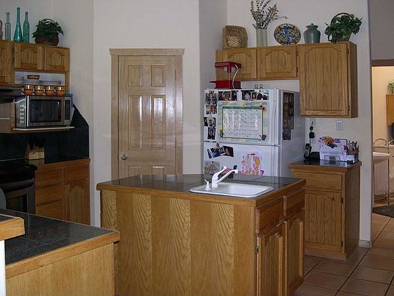 5th image of 6209 Acacia St NW