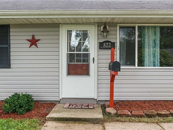3rd image of 822 Weinland Dr