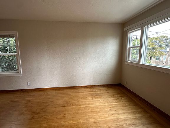 2nd image of 2201 El Dorado St APT B