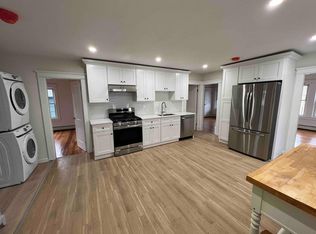 230 Mount Hope St #1, Lowell, MA 01854