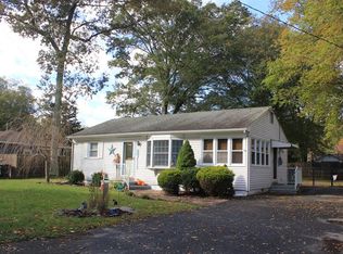 138 Red Bank Ave, Bayville, NJ 08721