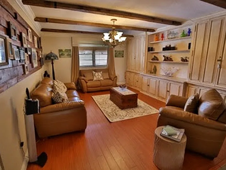 2901 SW 144th Ter — Photo 9