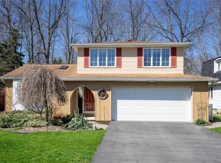 286 Old Oak Post Rd, East Amherst, NY 14051