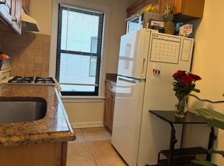 22-33 23rd St #2F, Astoria, NY 11105