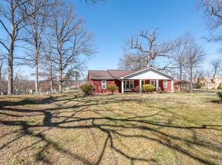 705 Taylor Rd, Knoxville, TN 37920