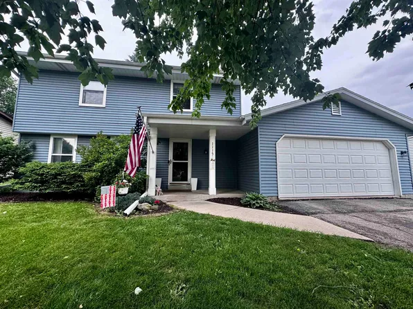 1115 Hiawatha Dr, Beaver Dam, WI 53916