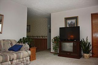 5th image of 349 York View Ln NW