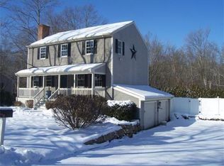 10 Staffon Rd, Fairhaven, MA 02719