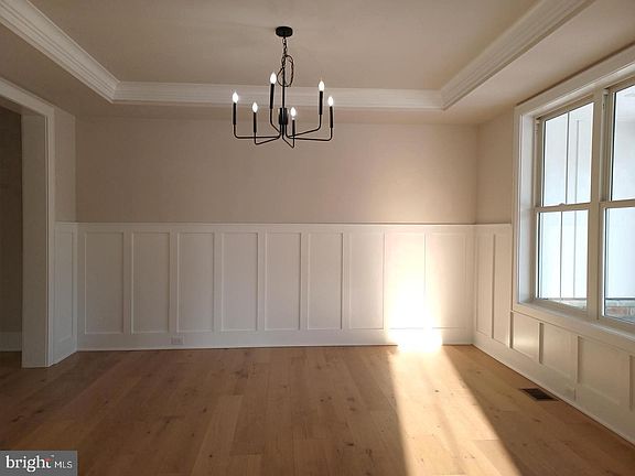 2nd image of 825 D Morris Rd