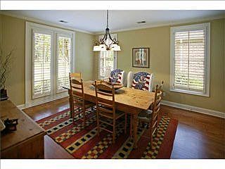 5th image of 10043 Bentwood Creek Dr