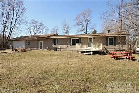 1222 N Blossom Lake Dr photo 1