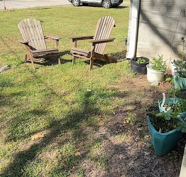 822 Green St — Photo 2