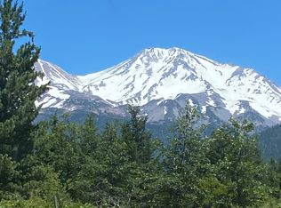 215 Ski Village Dr #B, Mount Shasta, CA 96067