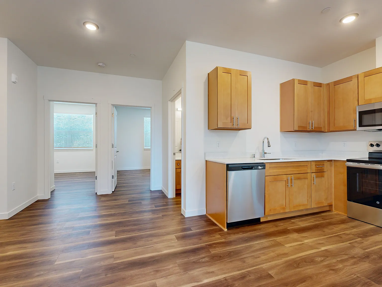 Mary's Court — Photo 2