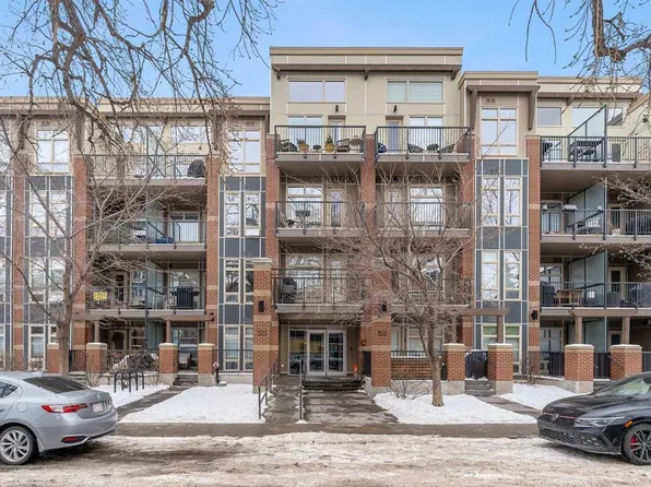 323 N 20th Ave SW #220, Calgary, AB T2S 2G5