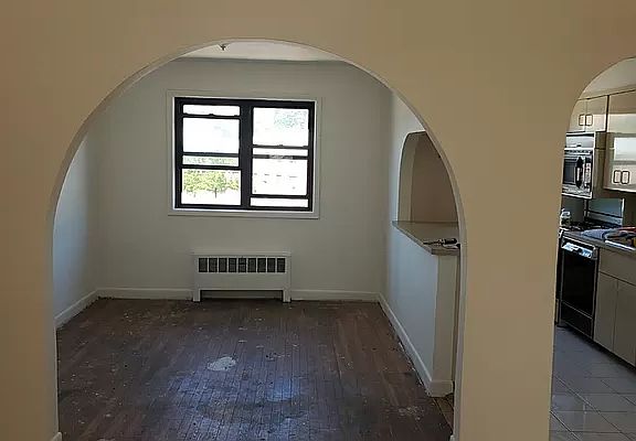 4th image of 90-41 Shore Pkwy #54
