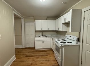 993 N Quaker Ln #1, Staatsburg, NY 12580