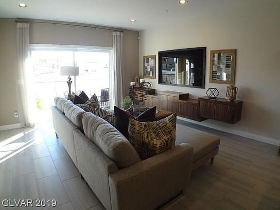 5th image of 1045 Via Lombardi Ave #67