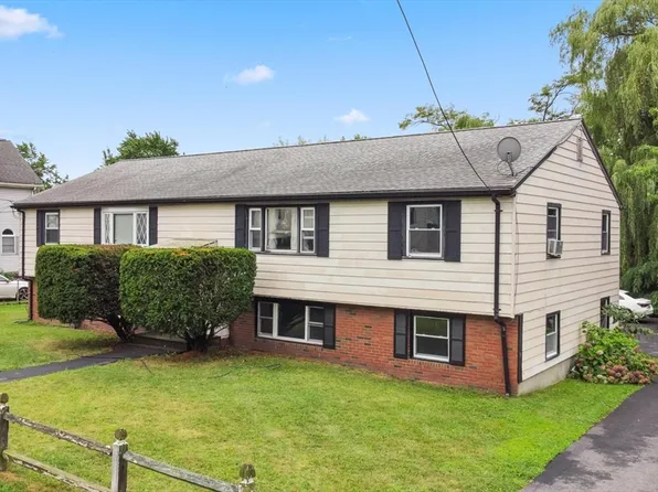 33 Bristow St APT 1, Saugus, MA 01906