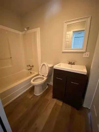 117 Cannon St — Photo 8