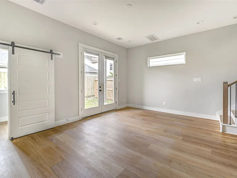 4220 McKinley St — Photo 21