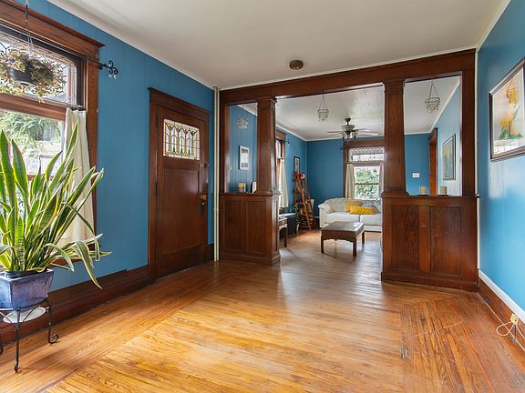 H/wd flr, leaded&stain glass