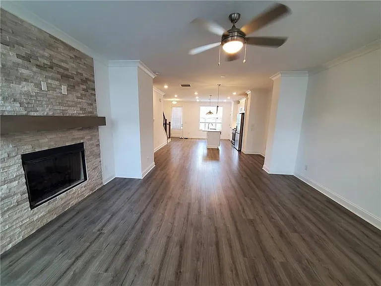 3220 Bennett Creek Ln — Photo 4