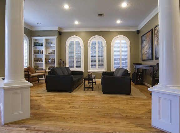 4th image of 4515 Park Ct