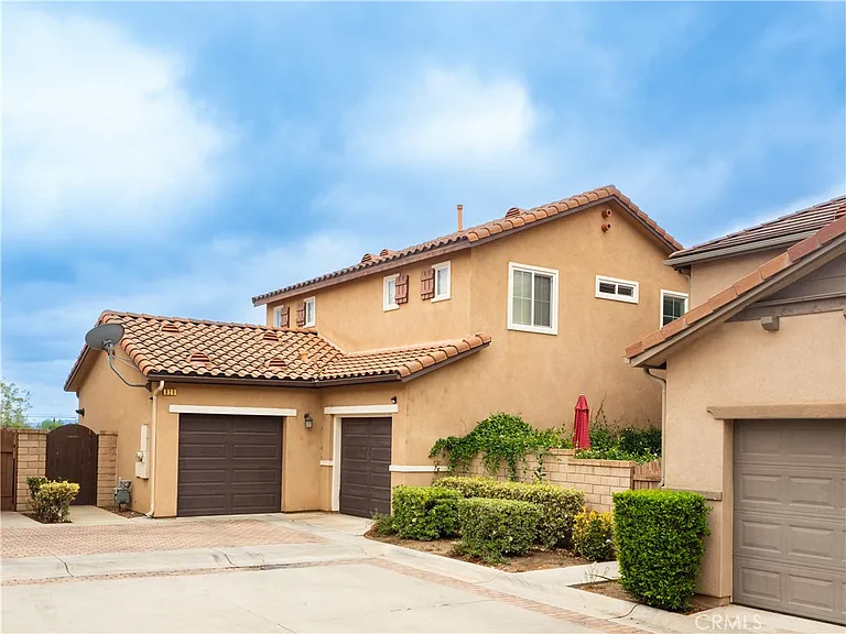 820 E Ruby Lace Way — Photo 23