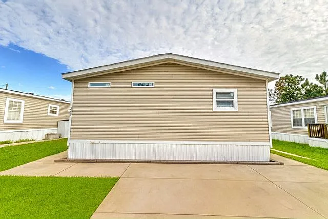 269 Barrow St #598