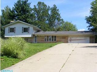 459 Hillandale Dr, Newark, OH 43055