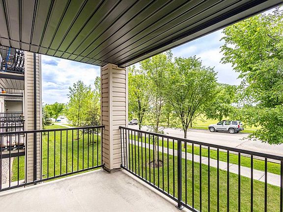 2nd image of 8 S Bridlecrest Dr SW #1223