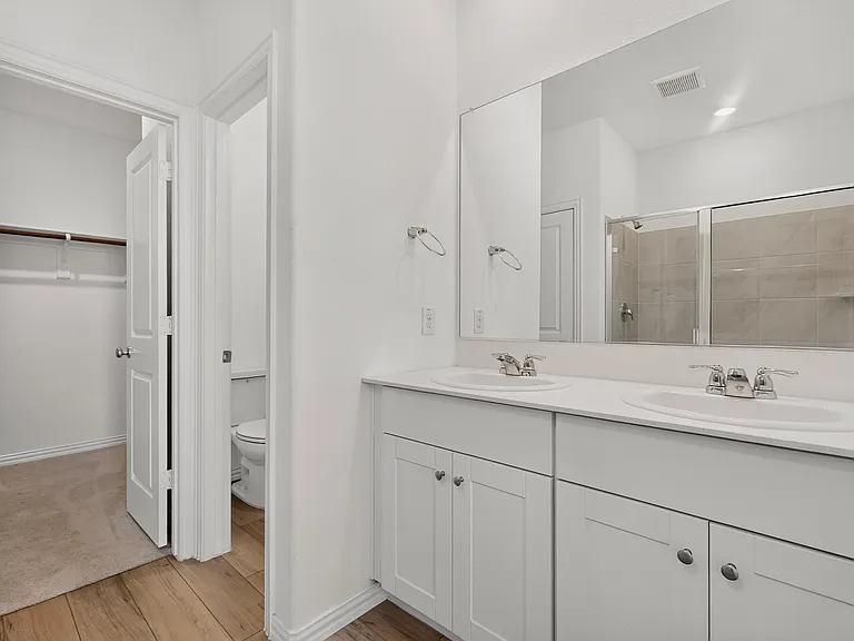1129 Flameleaf Dr — Photo 21