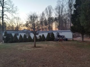 1989 Hunters Ln, Blairs, VA 24527