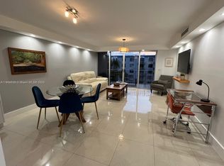 1700 NW North River Dr APT 504, Miami, FL 33125