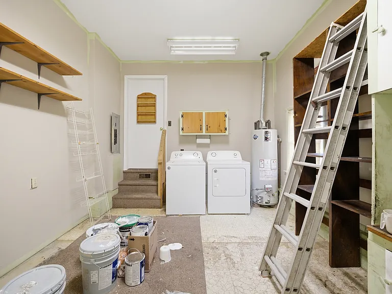 1210 Pansy St — Photo 30