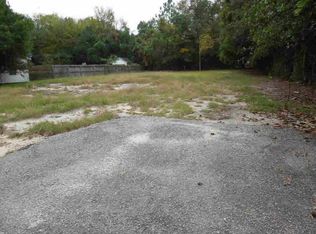 203 Maroney St, Camden, SC 29020