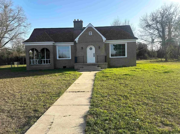 1406 E Main St, Atlanta, TX 75551
