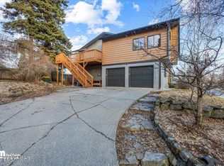 7817 Brentwood Dr, Anchorage, AK 99502
